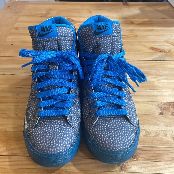 Nike high tops - Picture 2 of 3